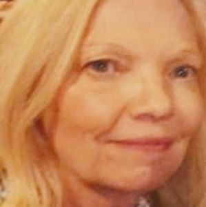 Meet your Posher, Deborah